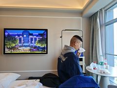 -广州天河体育中心美居酒店