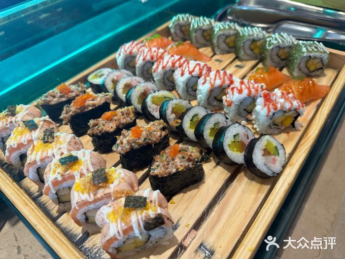 荣誉国际酒店-云顶旋转餐厅图片