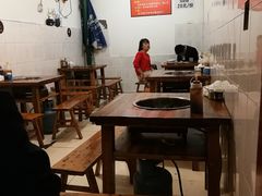 大堂-仔耳朵冷锅鱼蛙芋儿鸡(莲花东路店)