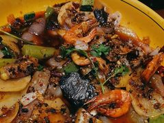 -休记光头香辣蟹干锅(绵竹店)
