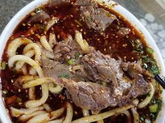 -陇上全荟兰州传统牛肉面(延吉路店)