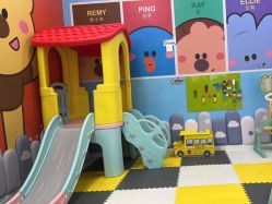 -熊小米专业儿童游泳馆