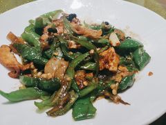 -小菜园新徽菜(芜湖镜湖苏宁店)