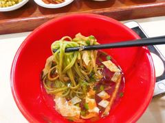 -乡党臊子面(丰庆公园店)