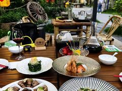 -悟空山宿陨石私汤温泉酒店(神舟大道地铁站店)