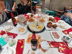 -三人行骨头王火锅(长寿店)