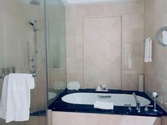 浴缸-广州富力丽思卡尔顿酒店