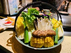 满园春色-润泽园椰子鸡(汇一城店)