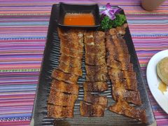 -香巴拉云南餐厅(华莱坞店)