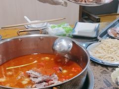 -乳仔牛牦牛汤锅 烤羊排(松潘古城店)