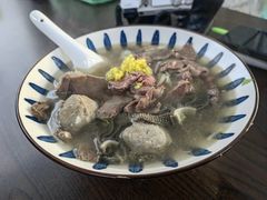 -镇记牛杂店(新豪里北店)