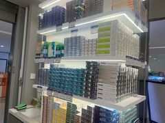 -镜客眼镜(浦江欢乐颂店)