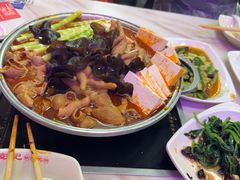 -彭记铁锅肥肠(东四总店)