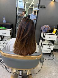 -藤野造型烫发染发