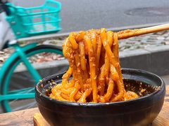 -有红鸡毛店·砂锅菜(抚琴夜市店)