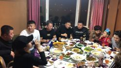 -鑫淼餐饮娱乐中心(江东街店)