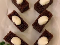 奶盖蜂巢糕-帝皇楼