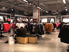 -首创奥特莱斯(西安店)