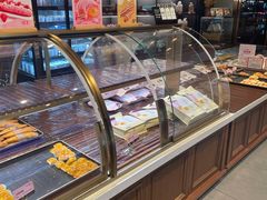 面包甜点陈列柜-御品轩(凤城二路店)