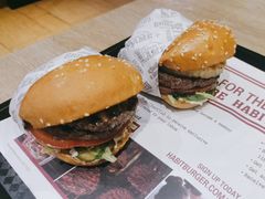 -The Habit Burger Grill 哈比特汉堡(爱琴海店)