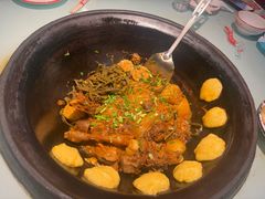 东北大鹅锅-鱼窝棚柴火铁锅炖(富山屯店)