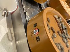 -龍歌自助小火锅(市南金茂湾店)