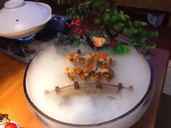 艳丽寿司卷-鳗鱼家·深夜食堂(军博店)