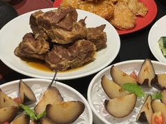 -红东阁东北菜烤肉酒馆(CROSS万象汇店)