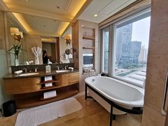 -深圳星河丽思卡尔顿酒店