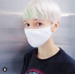 -变画·发型STUDIO
