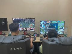 -网鱼网咖·vision pro(黄浦人民公园店)