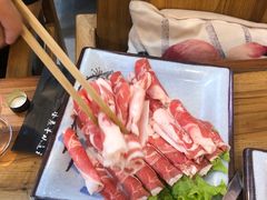 -毛辣果·贵州红酸汤牛肉火锅(西单店)