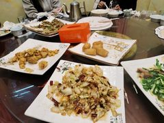 -宾朋海鲜饭庄(兴海路店)