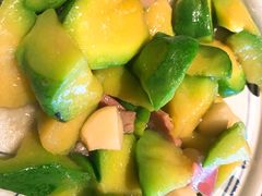 -云海肴·汽锅鸡·云南菜(天山百盛优客店)