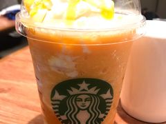 -星巴克臻选(南京金茂览秀城店)