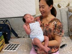 -爱的果实月嫂育婴师(世纪东方店)