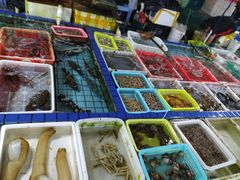 -霞涌市场海鲜摆卖区