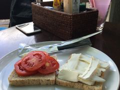 -Kat's Kitchen