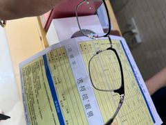-诺柯视眼镜-蔡司依视路官方工厂店(淞南一店)