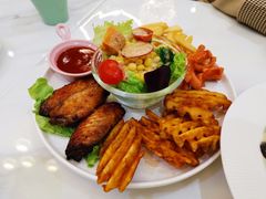 人气小吃拼盘-丽莎沙拉轻食餐厅(国贸店)