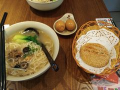 -李先生牛肉面大王(上海站南广场店)