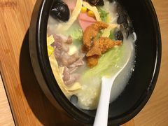秀才菌汤过桥米线-米鲜剁椒米线(梅溪湖店)
