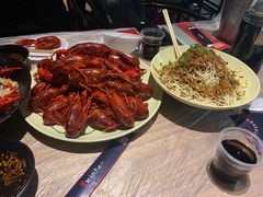 -巴厘龙虾·榜首油焖大虾(音乐学院·沿江酒馆店)