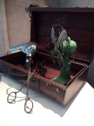 点击看大图 橱窗静态展示-霓·Hair