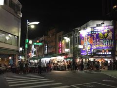 -六合夜市