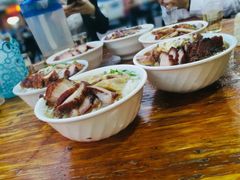 -香辉食馆(新兴路店)