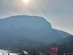 -济南卧虎山滑雪场