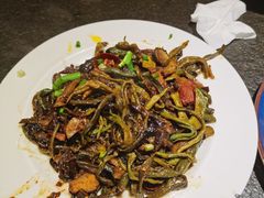 -靠山屯东北农家菜(八龙桥雅苑店)