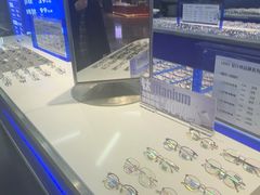 -优购镜仓(六角广场店)