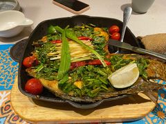 -云海肴·汽锅鸡·云南菜(天山百盛优客店)